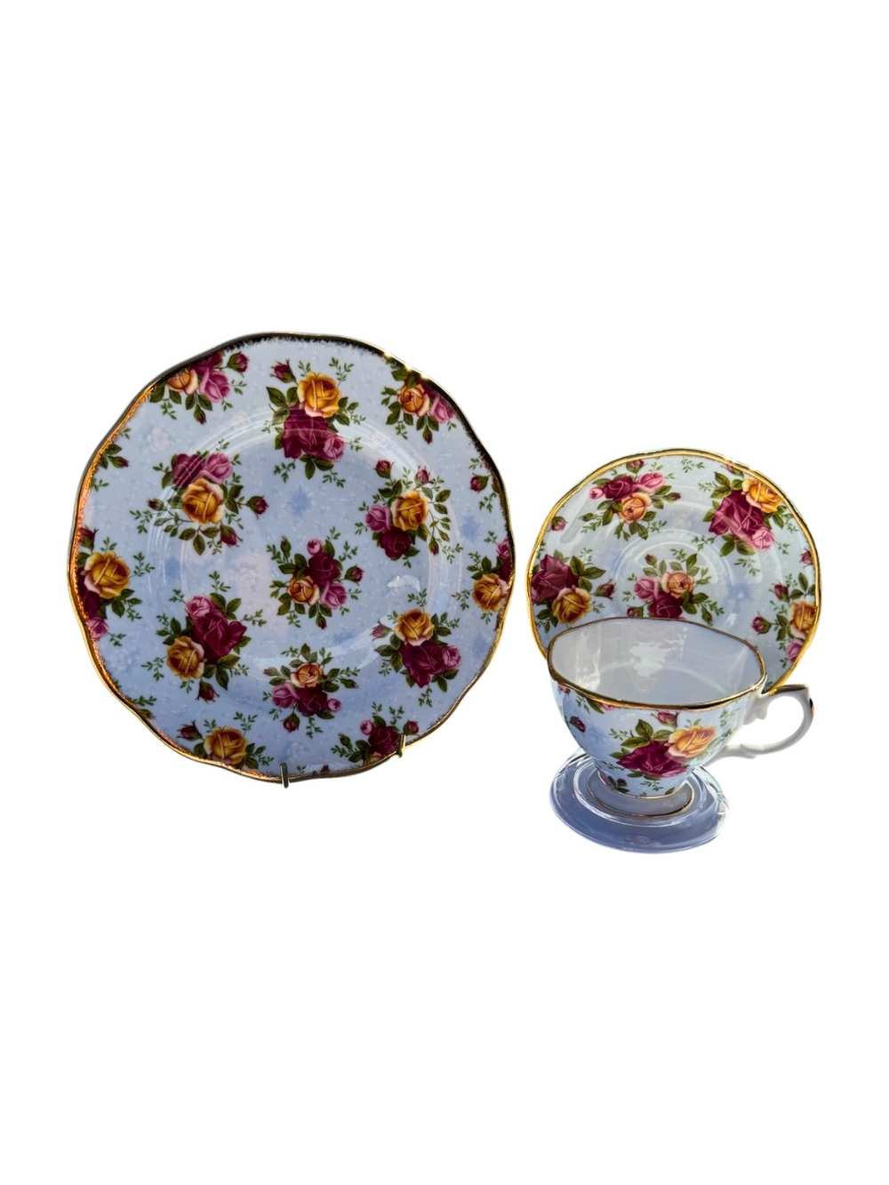 Like New Royal Albert Old Country Roses Tea Setting in Blue Damask